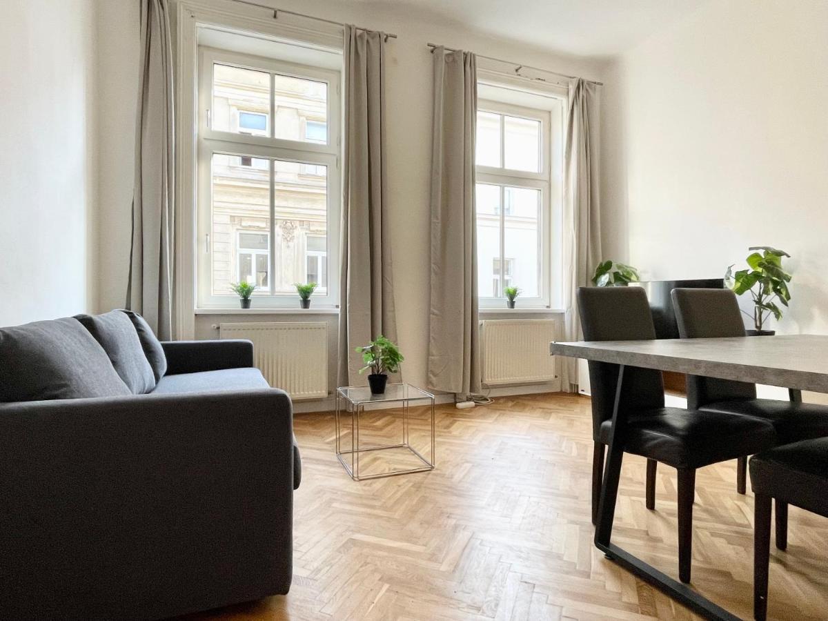 Premium Residence At Famous Vienna Kutschkermarkt Exterior photo