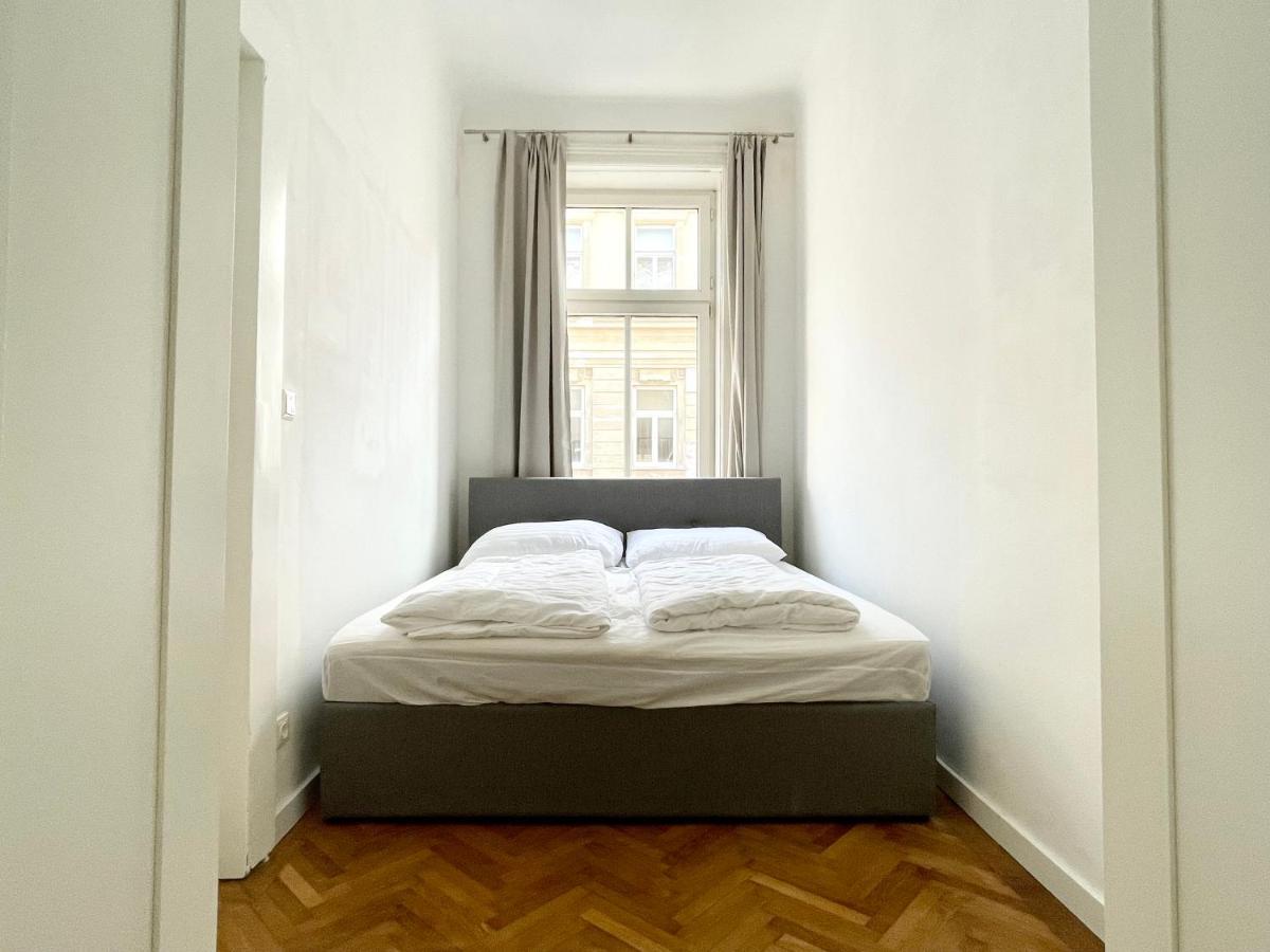 Premium Residence At Famous Vienna Kutschkermarkt Exterior photo